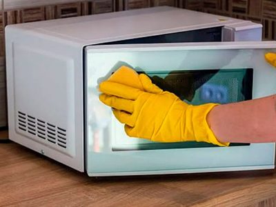 Con solo 1 potente ingrediente, el trucazo de la abuela para blanquear tus electrodomésticos de plástico blanco