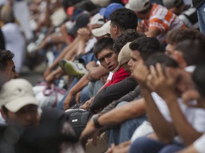 El bloqueo migratorio de Trump deja a miles de migrantes atrapados en México