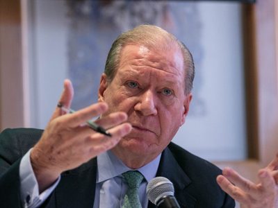 La banca ofrece apoyo a Sheinbaum y pide no asustarse por “un poco de volatilidad”