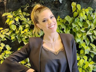 Ventanales y vista al río: Virgina Gallardo decoró su departamento con sobriedad y glamour