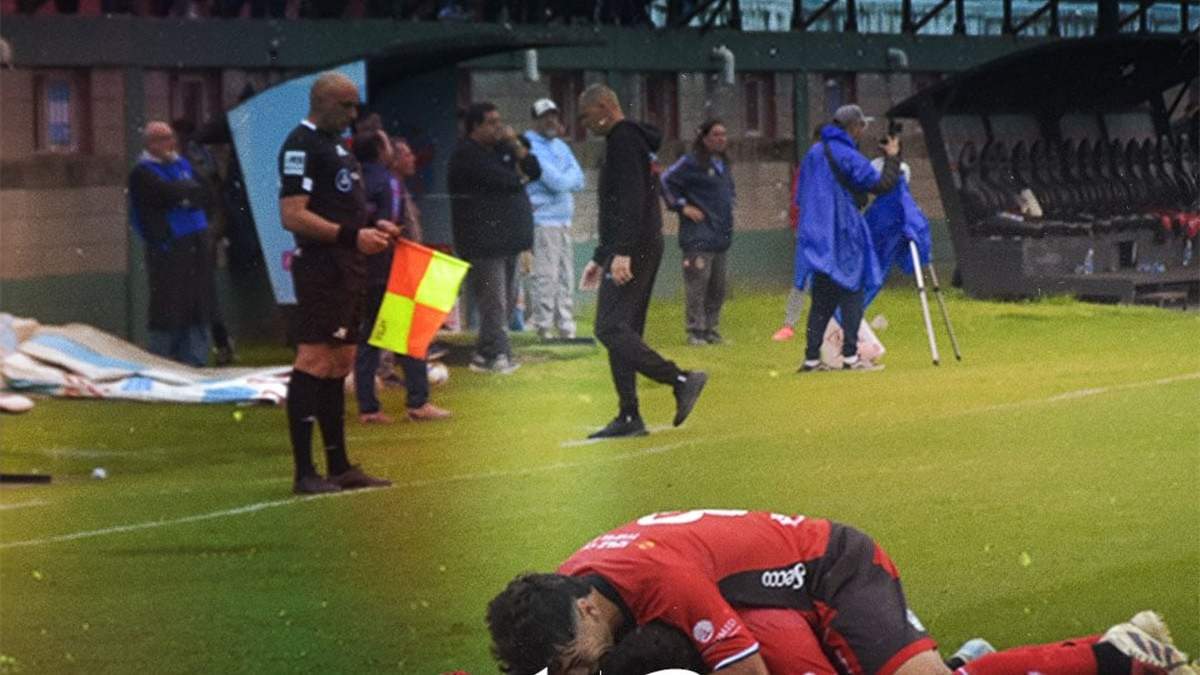 Deportivo Maipú dejó a Arsenal al borde del descenso.