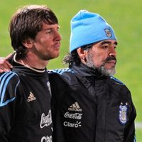 “Messi es el número uno”: exjugador de la Selección Argentina eligió entre la Pulga y Maradona