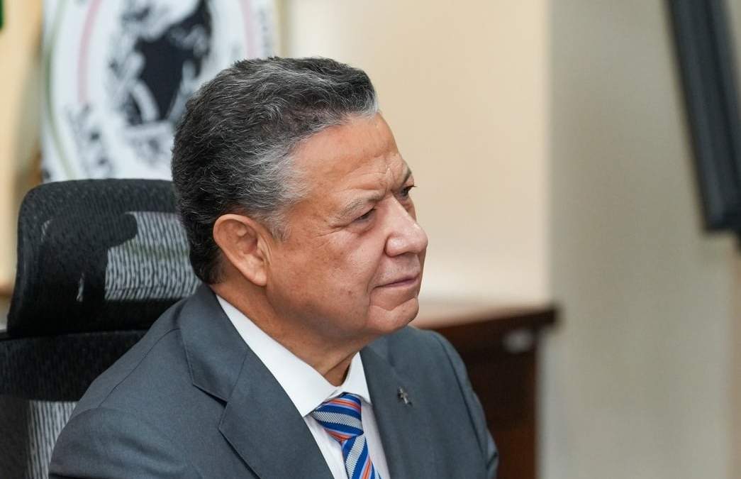 El gobernador de Hidalgo, Julio Menchaca