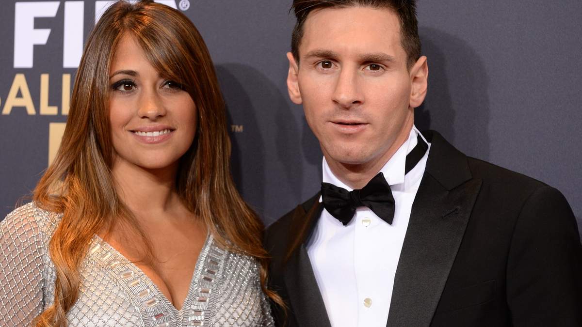 Antonela Roccuzzo y Lionel Messi. Fuente: (Instagram)