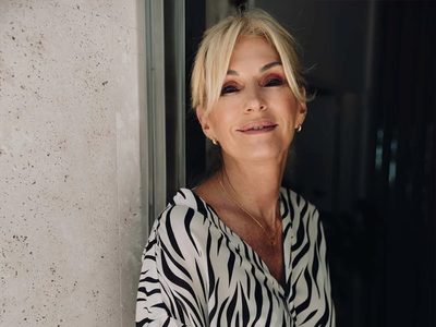 Yanina Latorre anunció el color del verano: el traje de baño sólido que será furor en la playa y en la ciudad