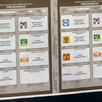 El PAN insiste en poner la foto de Xóchitl Gálvez en la boleta; TEPJF ordena al INE analizarlo