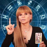 Horóscopo de octubre 2025: la carta del Tarot de cada signo según Mhoni Vidente y cómo usarla a tu favor