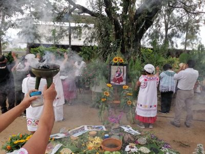 Una Guelaguetza por Carmen, la sembradora de agua