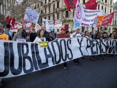 En septiembre, bono para jubilados seguirá "congelado"