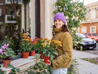 Ni en primavera ni en verano: las plantas que conviene sembrar en junio para transformar tu jardín