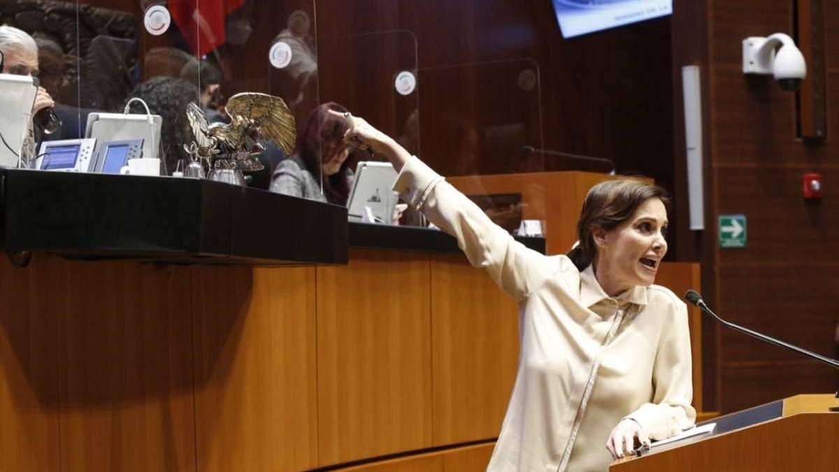 Lilly Téllez, en la tribuna del Senado