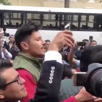 '¿Dónde está el dinero de Duarte?”, encara hijo de Isidro Pastor a Del Mazo en la UAEM (Video)