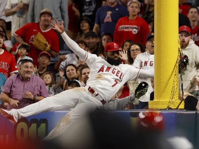 Neto conecta jonrón y Adell roba 3 jonrones a Marineros, en triunfo de Angelinos por 1-0 (Video)