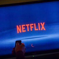 ¡Sin salir de casa! 4 aplicaciones para disfrutar de Netflix con los amigos