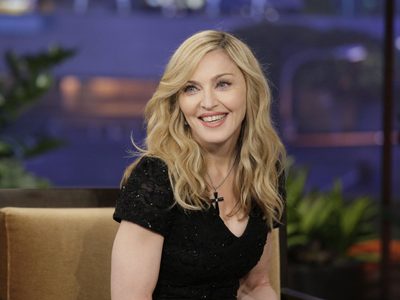 ¿Rompió con la cuarentena? Madonna fue capturada en plena fiesta. ¡No puede negarlo!