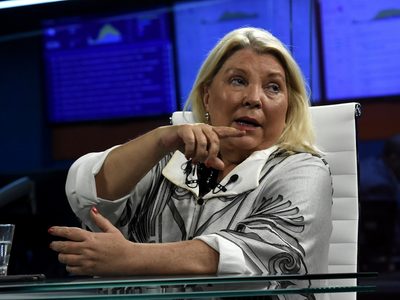 Elisa Carrió cruzó a Cristina Kirchner: “Está cometiendo delitos institucionales”