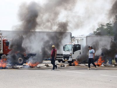 CNTE denuncia disparos contra bloqueo en Oaxaca; interrumpe mesa con Segob