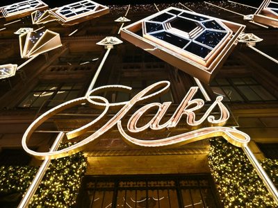 Deudas obligan a Saks Global a solicitar protección por quiebra