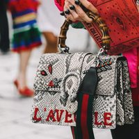 Las carteras que jamás pasan de moda y levantan cualquier look en primavera-verano