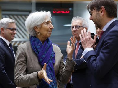 Lagarde advierte sobre riesgos de recortar las tasas demasiado pronto