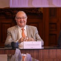 Javier Navarro asegura que se quedará como encargado de despacho en NL