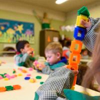 Neuquén ajusta su política educativa tras el descenso de nacimientos y reconfigura el nivel de educación inicial