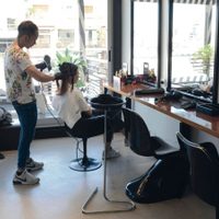 Las peluquerías de la Ciudad vuelven a abrir bajo un estricto protocolo sanitario