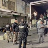 Decomisan 79 toneladas de perfumes y cosméticos ilegales en el Centro Histórico de la CDMX