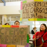 Escuelas de Neuquén se movilizaron al Consejo Provincial de Educación en busca de respuestas