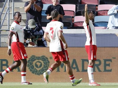 Curazao empata 1-1 con Canadá y se mantiene con vida en la Copa Oro