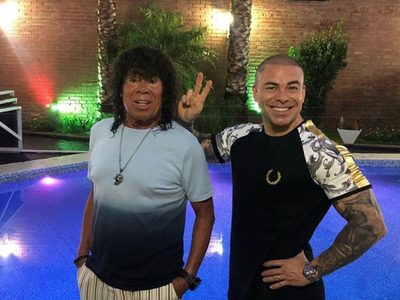 "Es mal padre": El demoledor testimonio del hijo de Mona Jiménez conmueve a la Movida Tropical