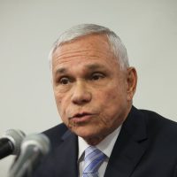 El expriista Aguilar Bodegas se registra como precandidato del PRD al gobierno de Chiapas