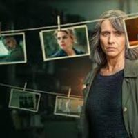 De qué trata la nueva serie de misterio que estrenó Netflix