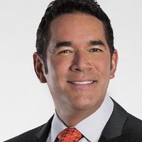 Eduardo Santamarina confesó las actividades que roban su tiempo en cuarentena
