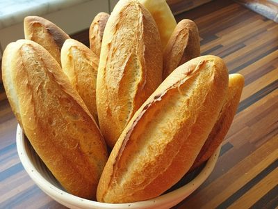Pan francés: con la receta más sencilla podrás disfrutarlo en casa, recién horneado, crujiente y fresco