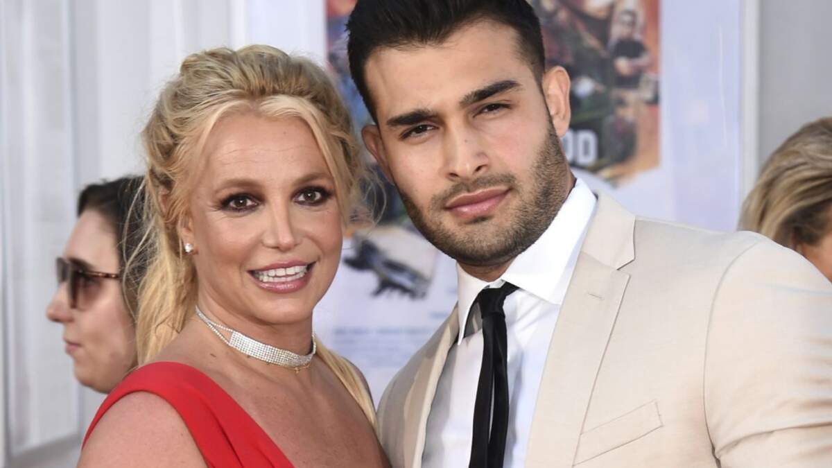 Britney Spears y su esposo Sam Asghari se separaron hace casi tres semanas