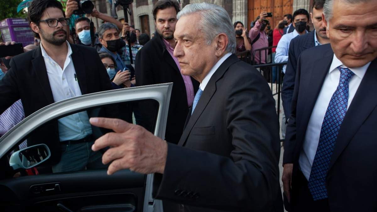 El presidente después de la reunión con los empresarios