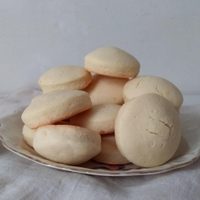 Galletitas brasileras de 3 ingredientes: tiernitas, sin gluten y en pocos minutos, una receta perfecta con un resultado único
