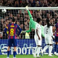 Barcelona vence 2-0 al Real Madrid y es campeón de LaLiga