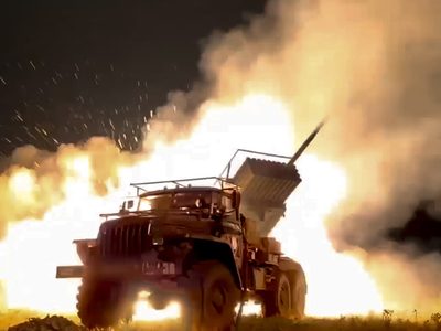 Ucrania ataca terminal petrolera rusa; Zelenski dice que guerra ha entrado en nueva fase