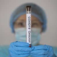 Brasil reportó la primera muerte por la variante Ómicron: es posible que sea la primera en la región