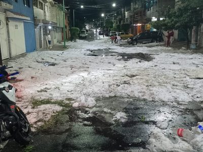Intensas lluvias en CDMX dejan inundaciones en Tlalpan y afectaciones en tres alcaldías más
