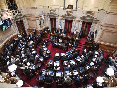 Nuevo aumento salarial para los senadores: cuánto van a cobrar a partir de julio