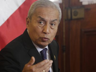 Tribunal de Perú reduce a 11 meses suspensión del fiscal general por caso Lava Jato