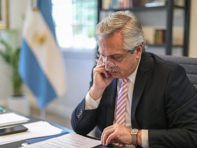 Fernández tomará "la decisión final" sobre la cuarentena en las próximas horas