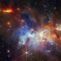 Webb capta por primera vez nuevas estrellas con erupciones alineadas
