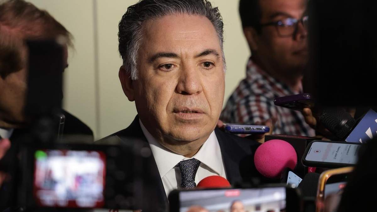 En senador por SInaloa Enrique Inzunza