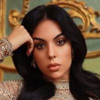 Las fotografías más despampanantes de Georgina Rodríguez, la novia de Cristiano Ronaldo, en el mar