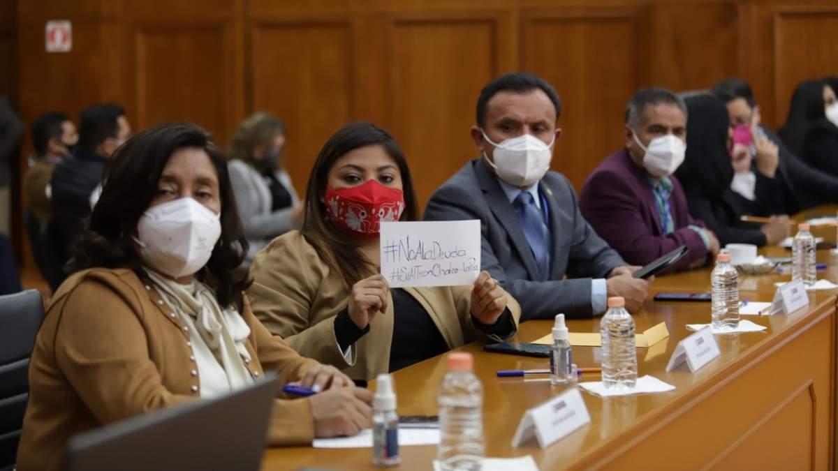 Sesión en el Congreso de Edomex