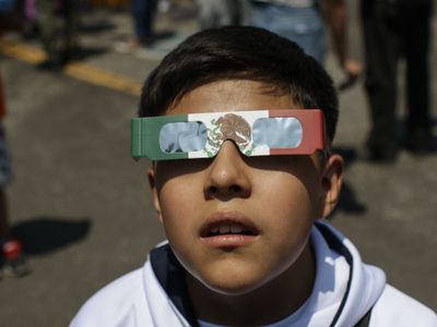 El espectáculo en el cielo y la Tierra: así vivió México el eclipse (Fotogalería y Video)